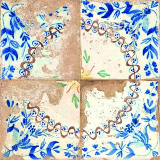 osuchana modra vzorovana porcelanova mediteranska podlahova krytina krytina vintage rustikalna dlazba obklad vzor rucne malovana kuchyna obyvacka spalna krytina terasa mrazuvzdorna gresova doska zamok kaviaren loft krytiny lameridiana.jpg